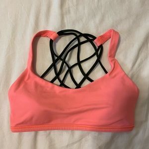 Lululemon free to be bra